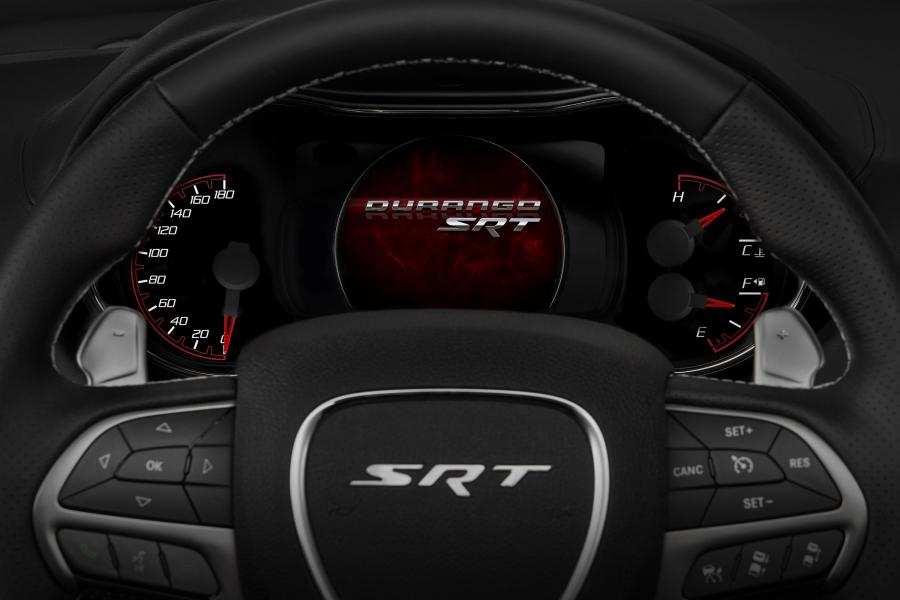 Панель приборов Dodge Durango SRT (WD) 2017 года  (фото 91 из 100)